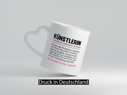 Künstlerin | Beruf Spruch lustig Kunst Arbeit Kollegen Büro Geschenk Tasse