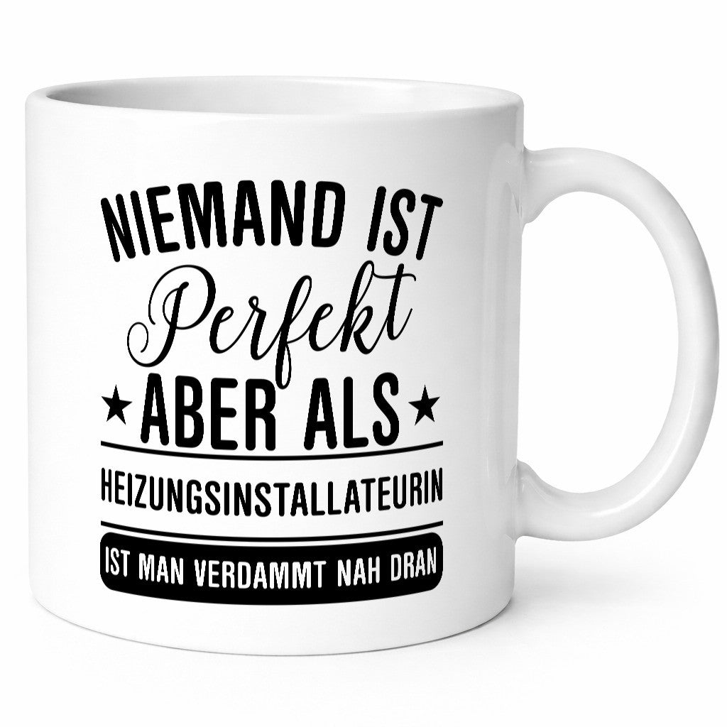 Verdammt nah dran: Heizungsinstallateurin | Heizung lustig Humor Geschenkidee