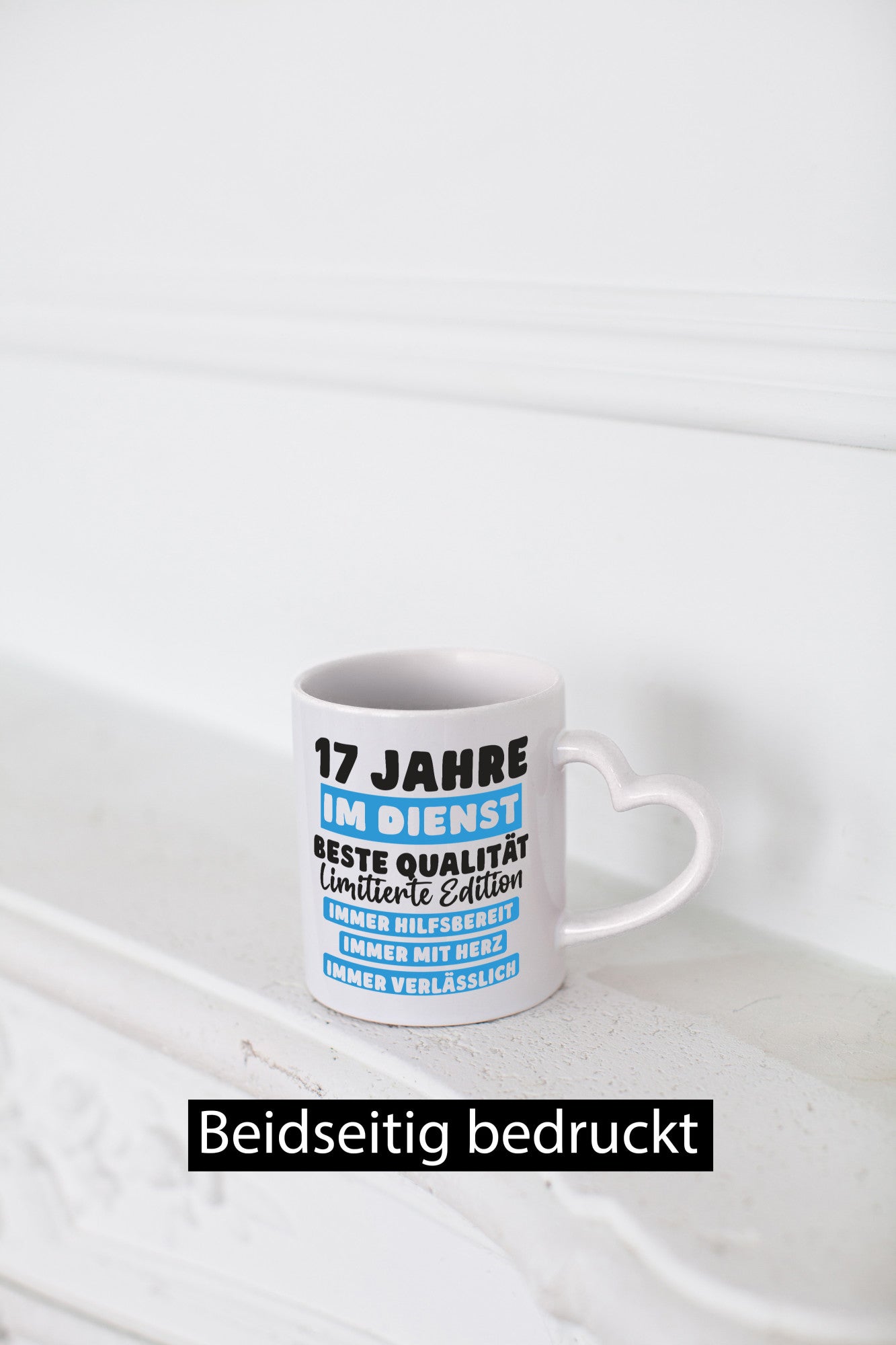 17 Jahre im Dienst | Jubiläum Arbeit v6 Humor Kollegen Büro Geschenkidee Tasse