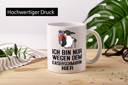 Nur wegen Kaiserschmarrn hier | Pinguin Rucksack lustig Humor Geschenkidee