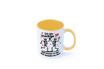 57. Geburtstag | Knackige 57 Ich bin alt lustig Geschenkidee Geschenk Tasse