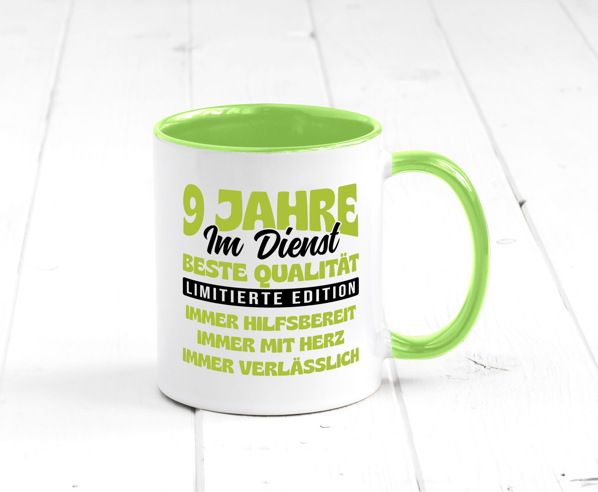 9 Jahre im Dienst | Jubiläum Arbeit v4 Geschenk Kollegen Büro lustiger Spruch