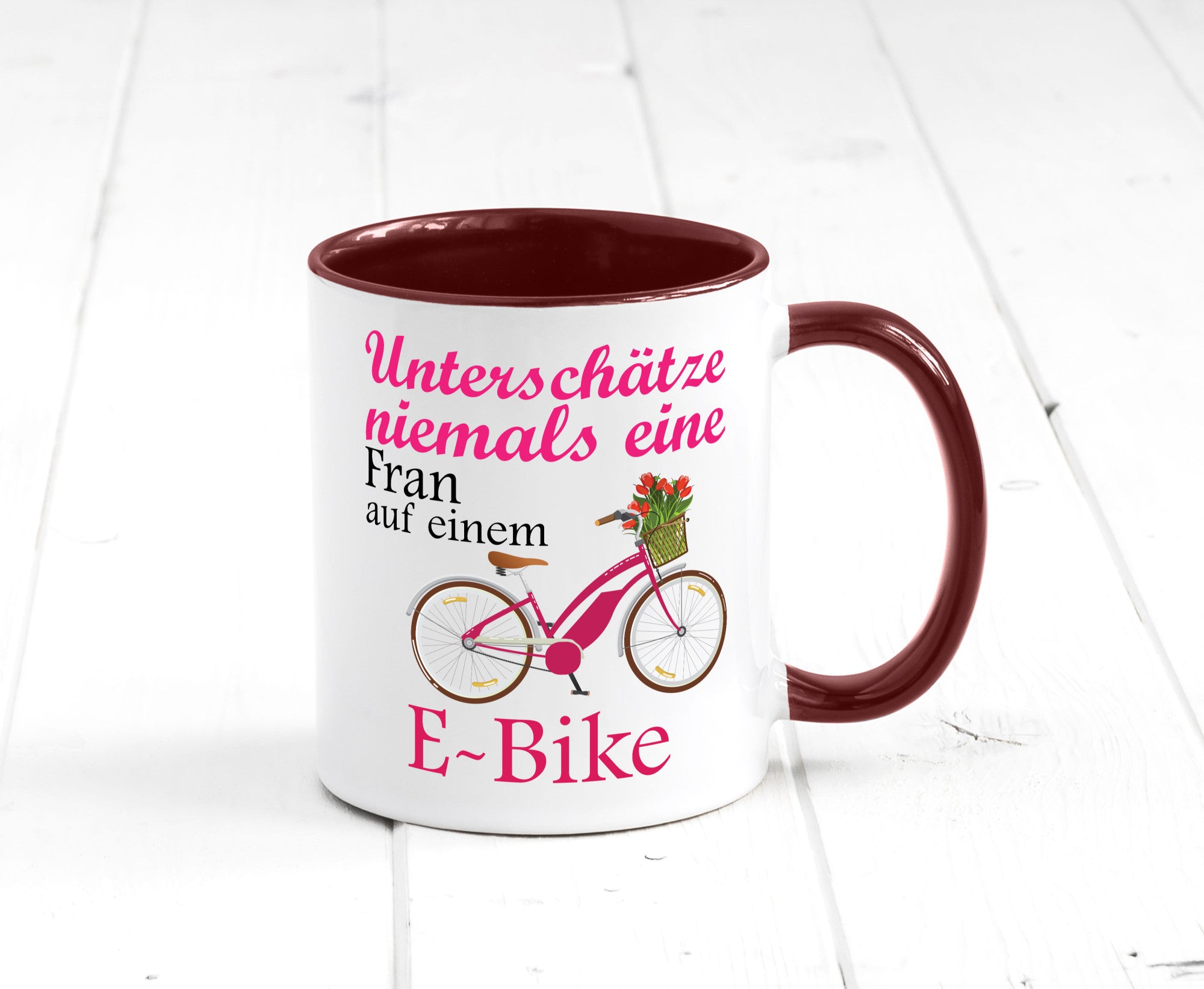 Unterschätze niemals eine Frau | E-Bike Sport Rad fahren lustig Humor