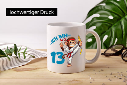 Ich bin 13 | 13. Geburtstag Karate Kampfsport Affe Geschenkidee Humor Tasse