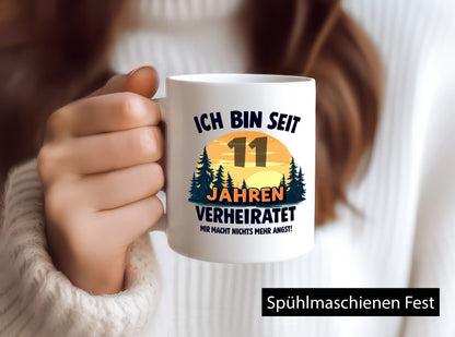 Ich bin Verheiratet | 11. Hochzeitstag Ehepaar v2 Humor Geschenkidee Tasse