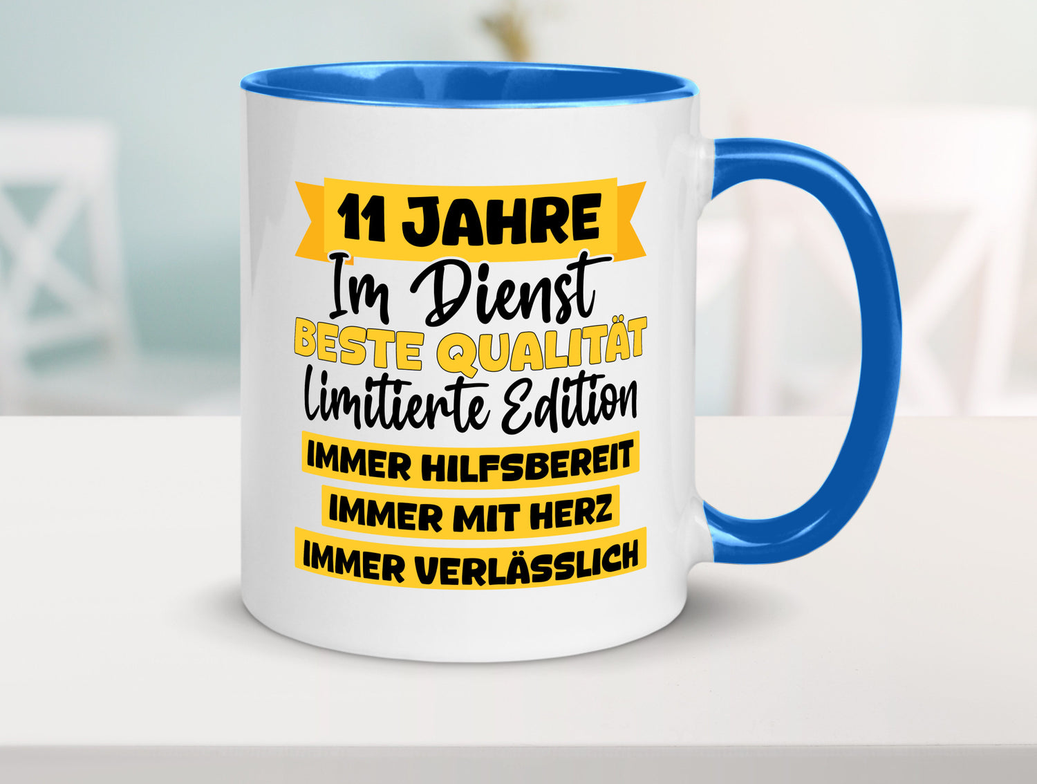 11 Jahre im Dienst | Jubiläum Arbeit v8 Humor Kollegen Büro Geschenkidee Tasse