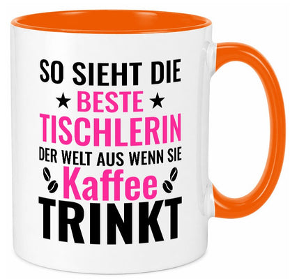 Kaffee trinkt: Tischlerin | Tischlerei Geschenk Humor Geschenkidee lustiger Tasse