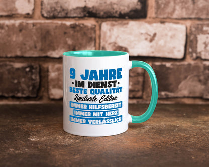 9 Jahre im Dienst | Jubiläum Arbeit v7 lustig Kollegen Büro Geschenk Tasse