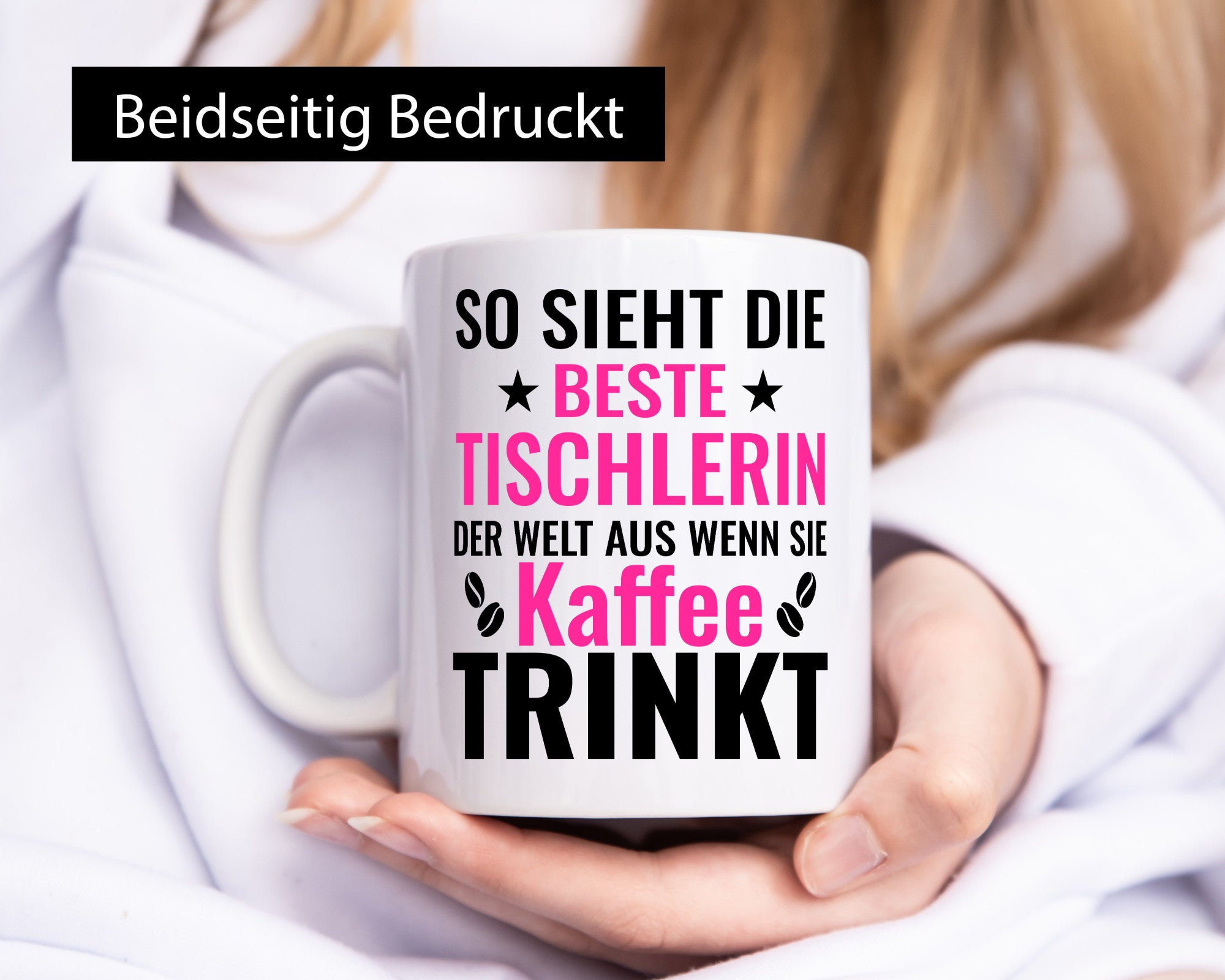 Kaffee trinkt: Tischlerin | Tischlerei Geschenk Humor Geschenkidee lustiger