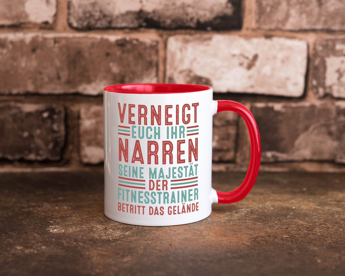 Verneigt euch: Fitnesstrainer | Personal Trainer v2 lustig Humor Geschenkidee Tasse
