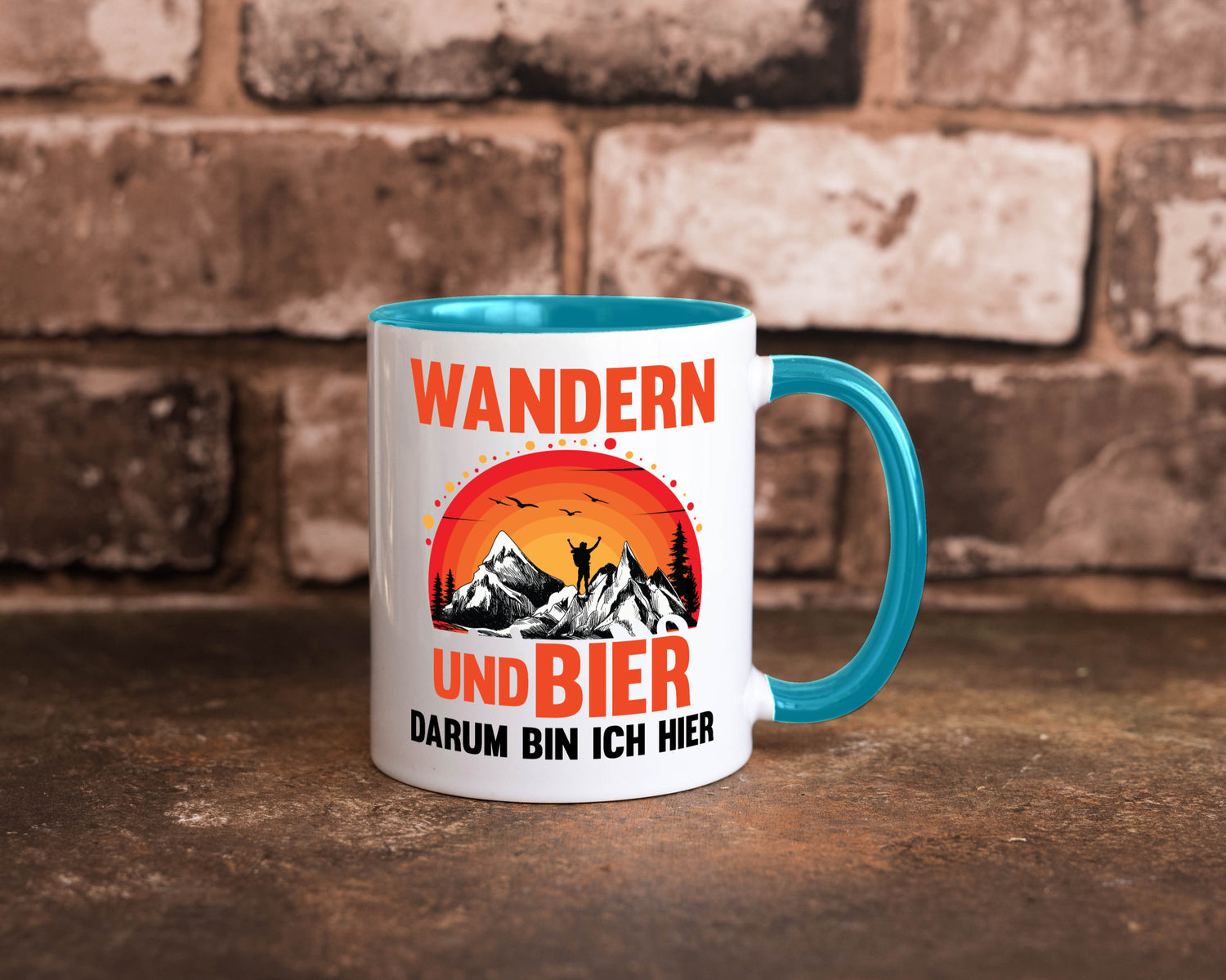 Wandern und Bier darum bin ich hier | lustiger Spruch Geschenk Humor