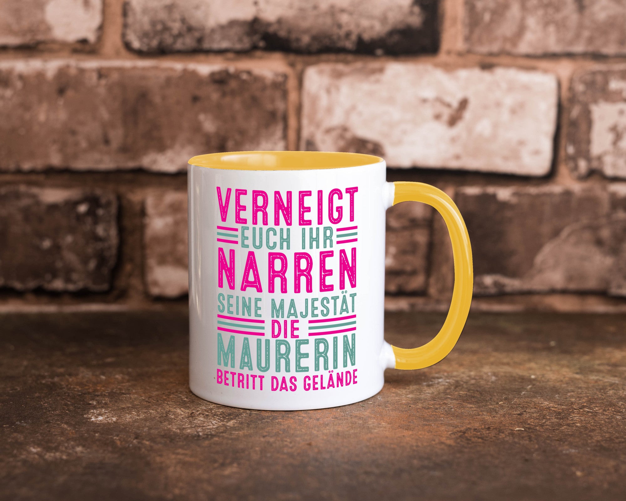 Verneigt euch: Maurerin Humor Geschenkidee Tasse
