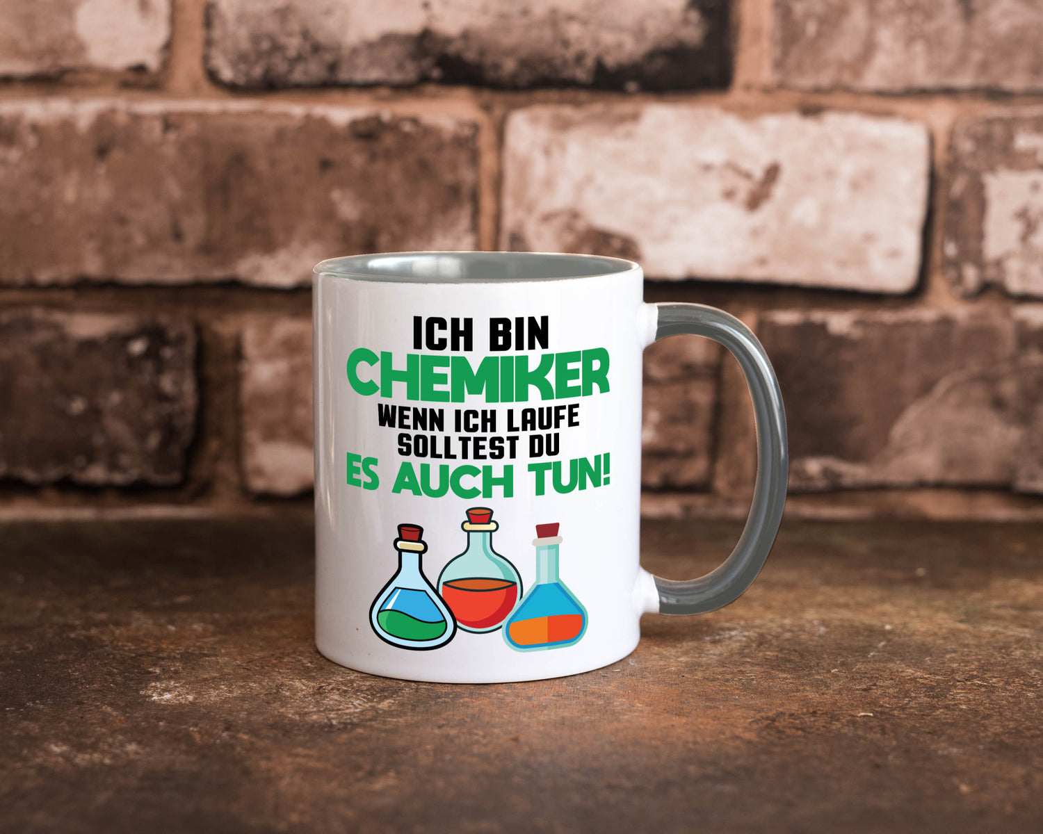 Ich bin chemiker wnen laufe solltest du es auch tun Humor Geschenkidee Tasse