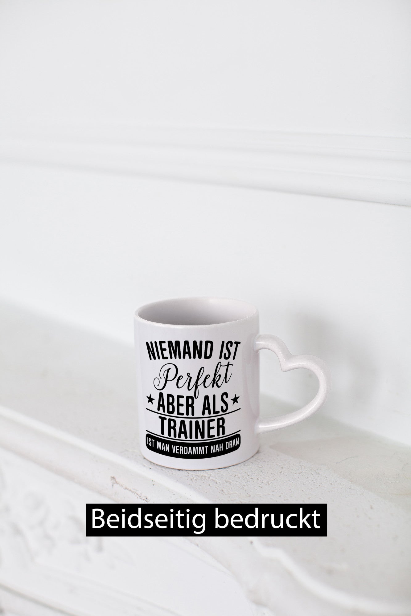 Verdammt nah dran: Trainer | Verein Sport Humor Geschenkidee Tasse