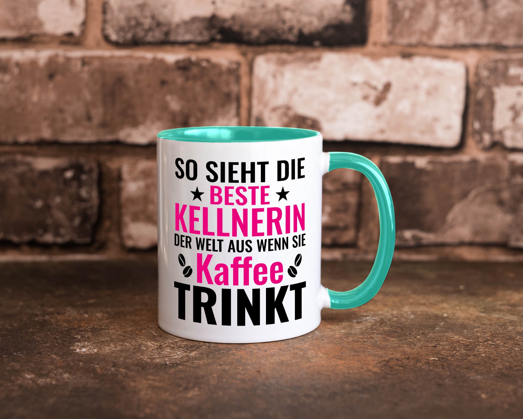 Kaffee trinkt: Kellnerin | Beruf kellnern Bedienung Humor Arbeit Kollegen Büro