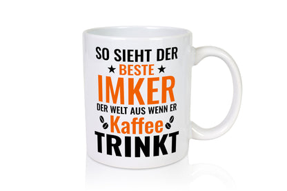 Kaffee trinkt: Imker | Imkerei lustiger Spruch Geschenk Humor Geschenkidee Tasse