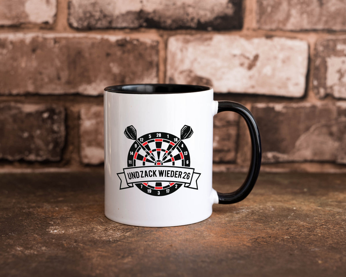 Und zack wieder 26 | Dart lustig Humor Geschenkidee Geschenk Tasse