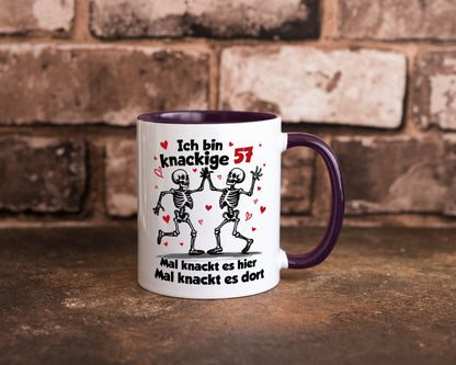 57. Geburtstag | Knackige 57 Ich bin alt lustig Geschenkidee Geschenk Tasse