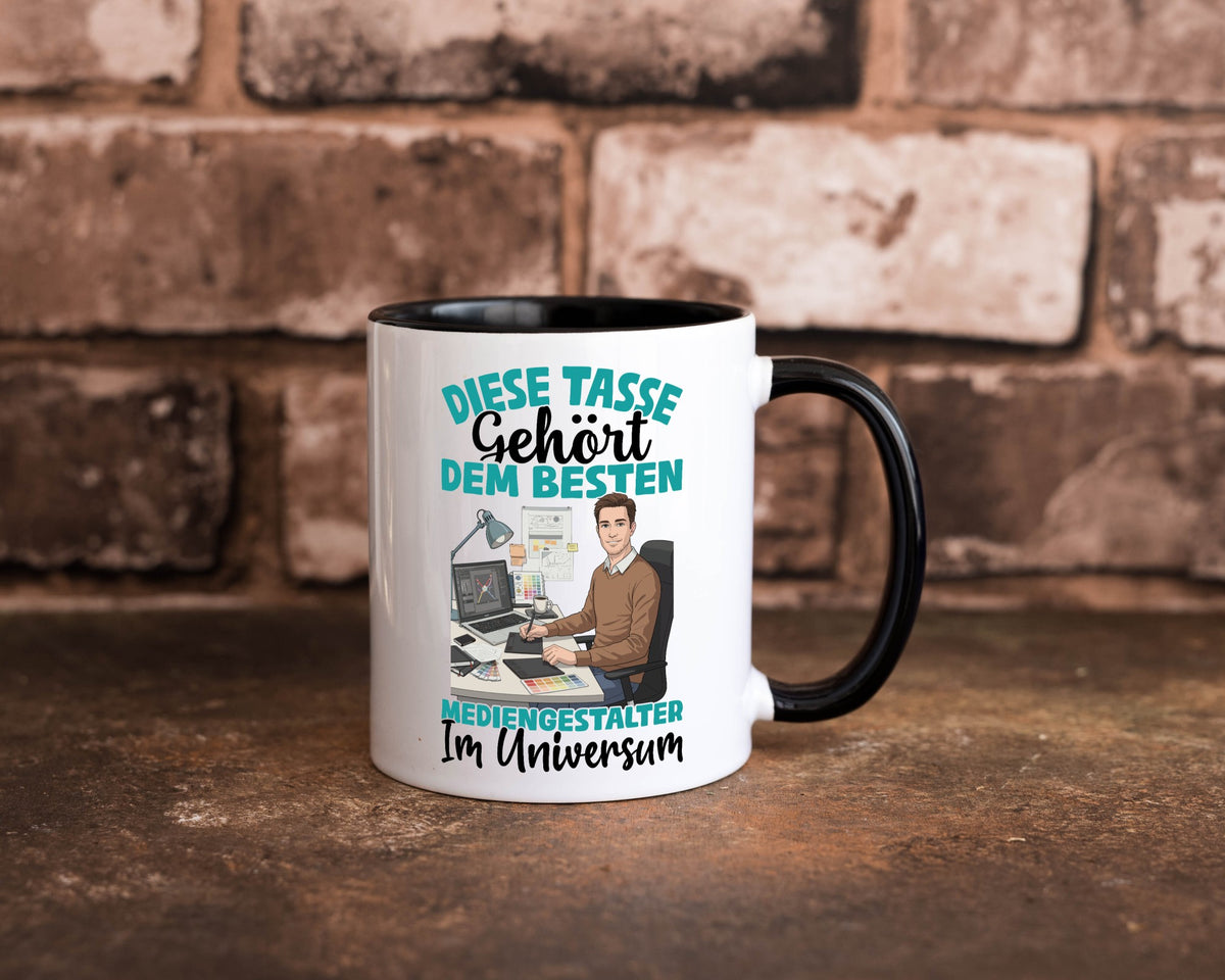 Im Universum: Mediengestalter | Medien Geschenk Humor Geschenkidee lustiger Tasse