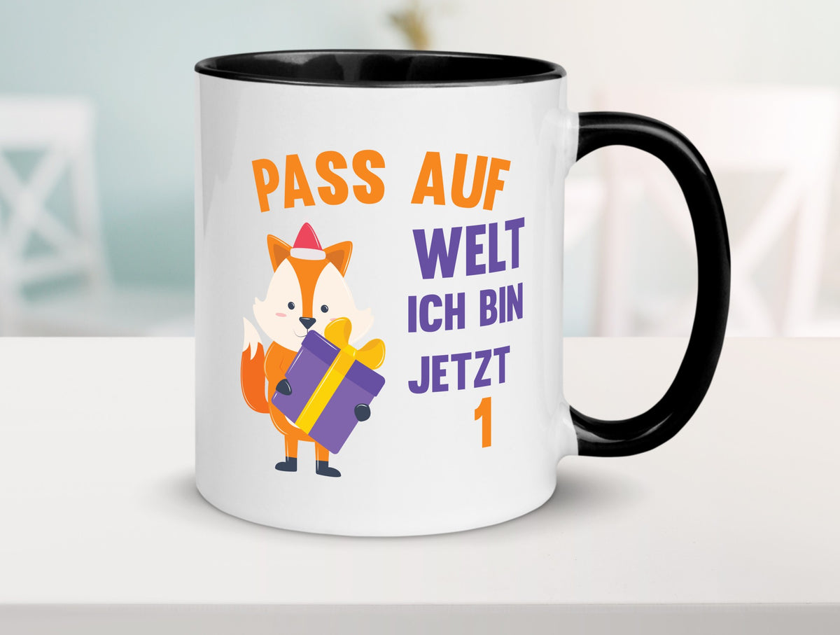 Pass auf Welt ich bin jetzt 1 | Baby Geburtstag lustiger Spruch Geschenk Tasse