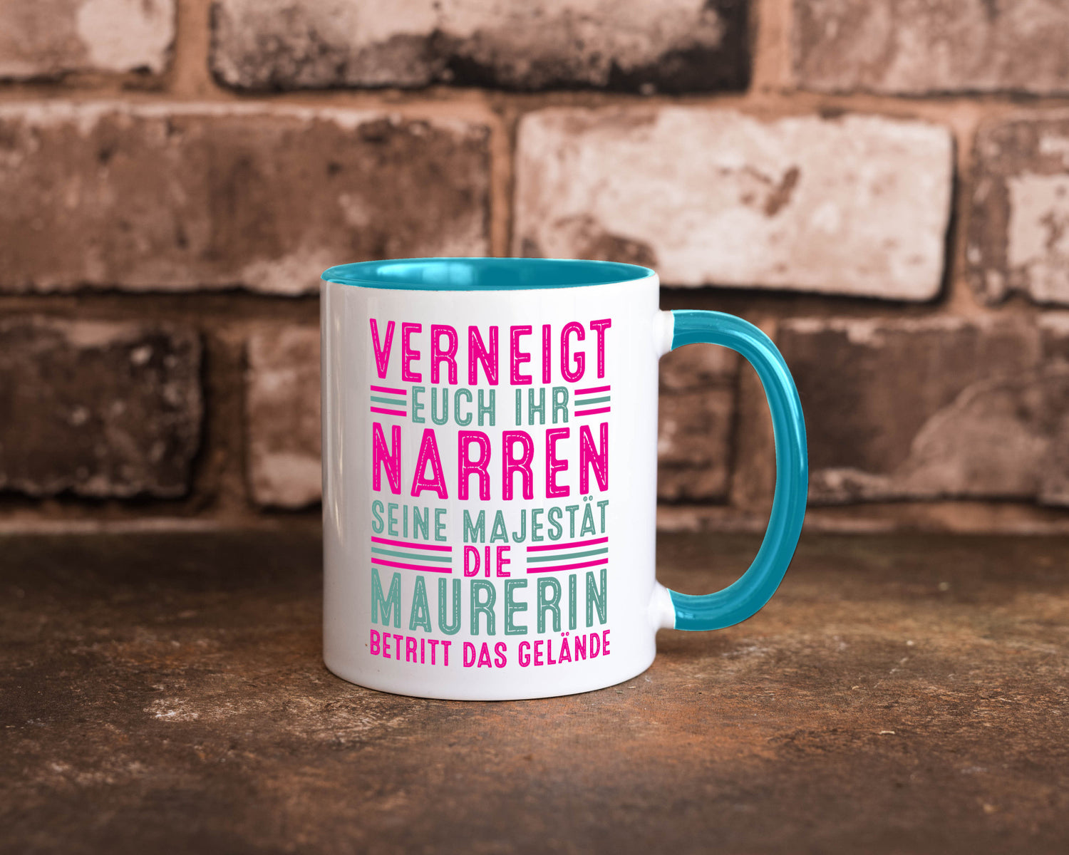 Verneigt euch: Maurerin Humor Geschenkidee Tasse
