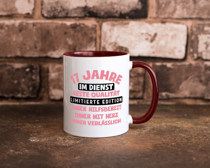17 Jahre im Dienst | Jubiläum Arbeit v11 Humor Kollegen Büro Geschenkidee Tasse