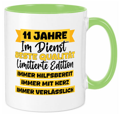 11 Jahre im Dienst | Jubiläum Arbeit v8 Humor Kollegen Büro Geschenkidee Tasse