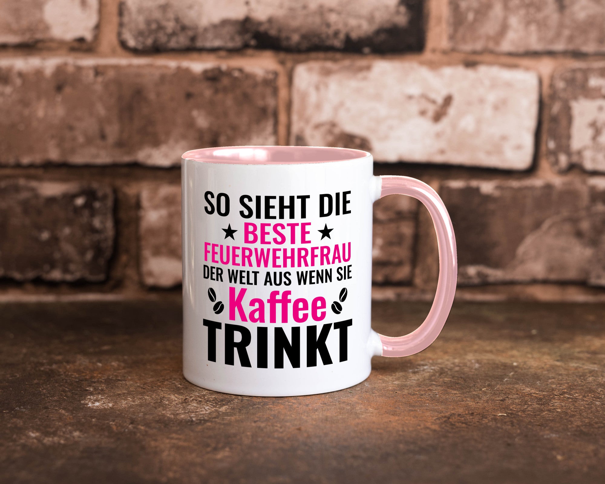 Kaffee trinkt: Feuerwehrfrau | Feuerwehr Geschenkidee Humor Tasse