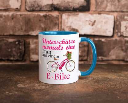 Unterschätze niemals eine Frau | E-Bike Sport Rad fahren lustig Humor