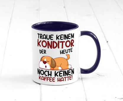 Traue keinem Konditor | Konditorei Humor Geschenkidee Tasse
