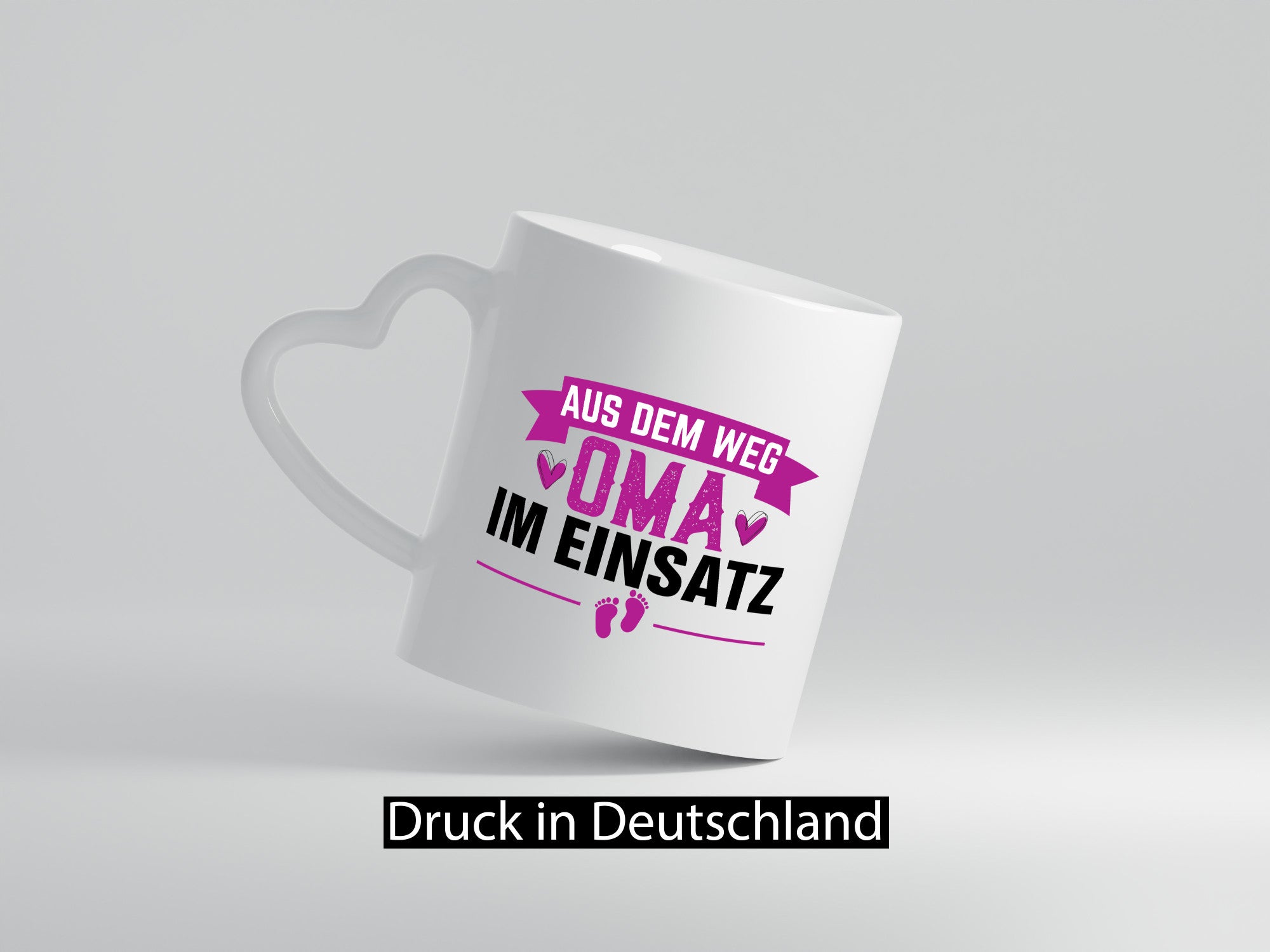 Oma im Einsatz | ist die coolste Geschenk Familie Geschenkidee lustiger Spruch