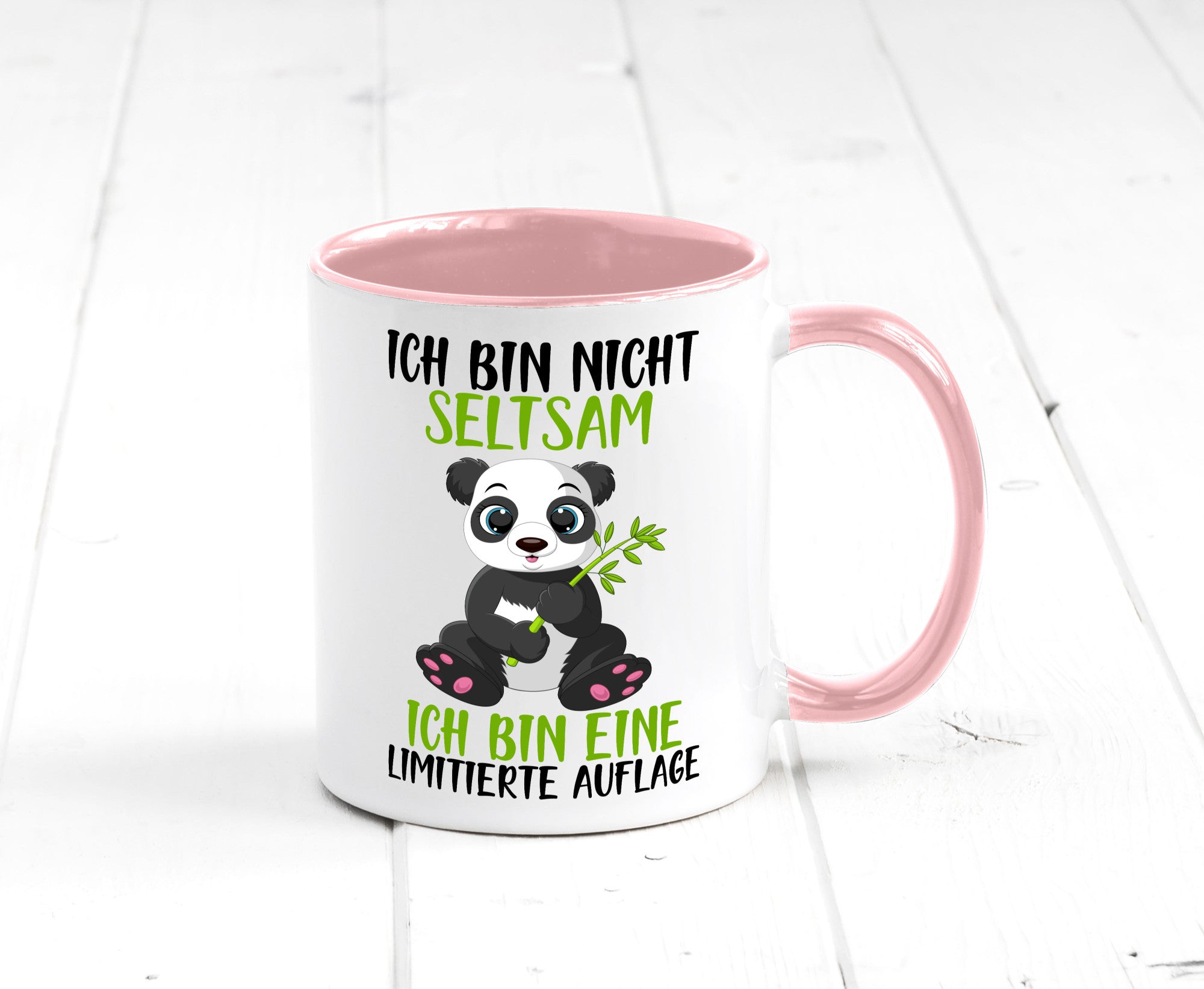 Ich bin nicht seltsam | süßer Pandabär lustiger Spruch Humor Geschenkidee Tasse