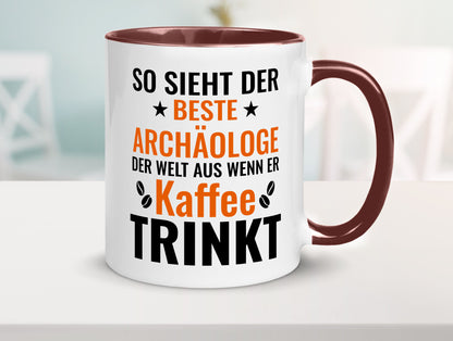 Kaffee trinkt: Archäologe | Archäologie Forscher lustig Humor Geschenkidee