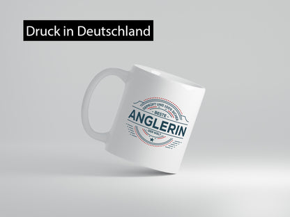 Geprüft und sicher: Anglerin | Angeln Fischerin Geschenkidee Humor Tasse