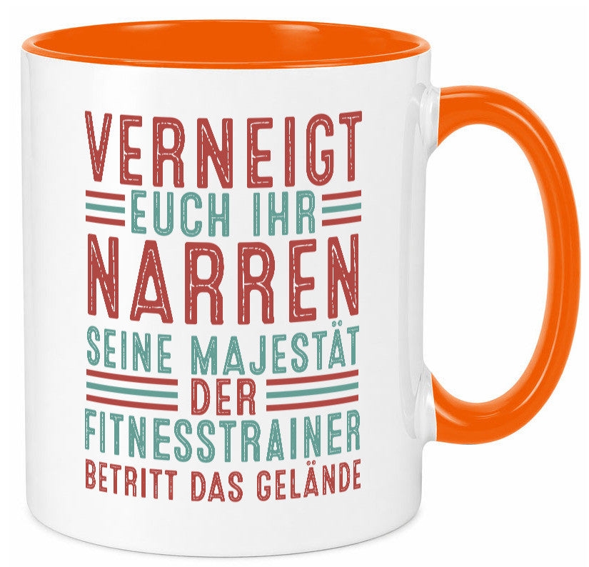 Verneigt euch: Fitnesstrainer | Personal Trainer v2 lustig Humor Geschenkidee Tasse