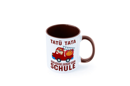 Bär in Feuerwehrauto | Tatü Tata Einschulung Tasse Humor Geschenkidee