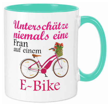 Unterschätze niemals eine Frau | E-Bike Sport Rad fahren lustig Humor