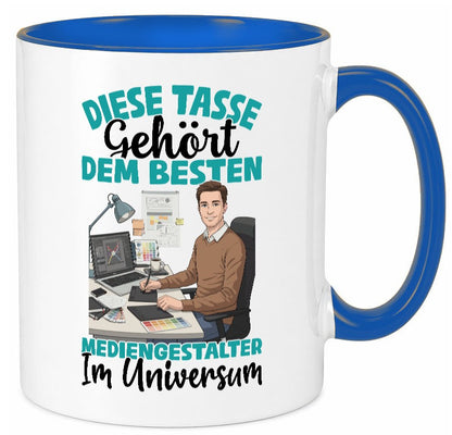 Im Universum: Mediengestalter | Medien Geschenk Humor Geschenkidee lustiger Tasse