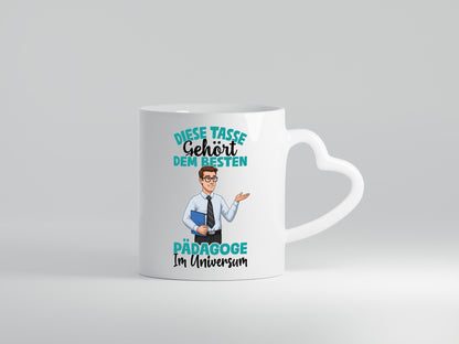 Im Universum: Pädagoge | Pädagogik Humor Geschenkidee Tasse