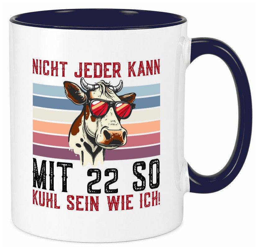 Mit 22 so gut aussehen | 22. Geburtstag Landwirt Bauer v2 lustig Geschenkidee Tasse