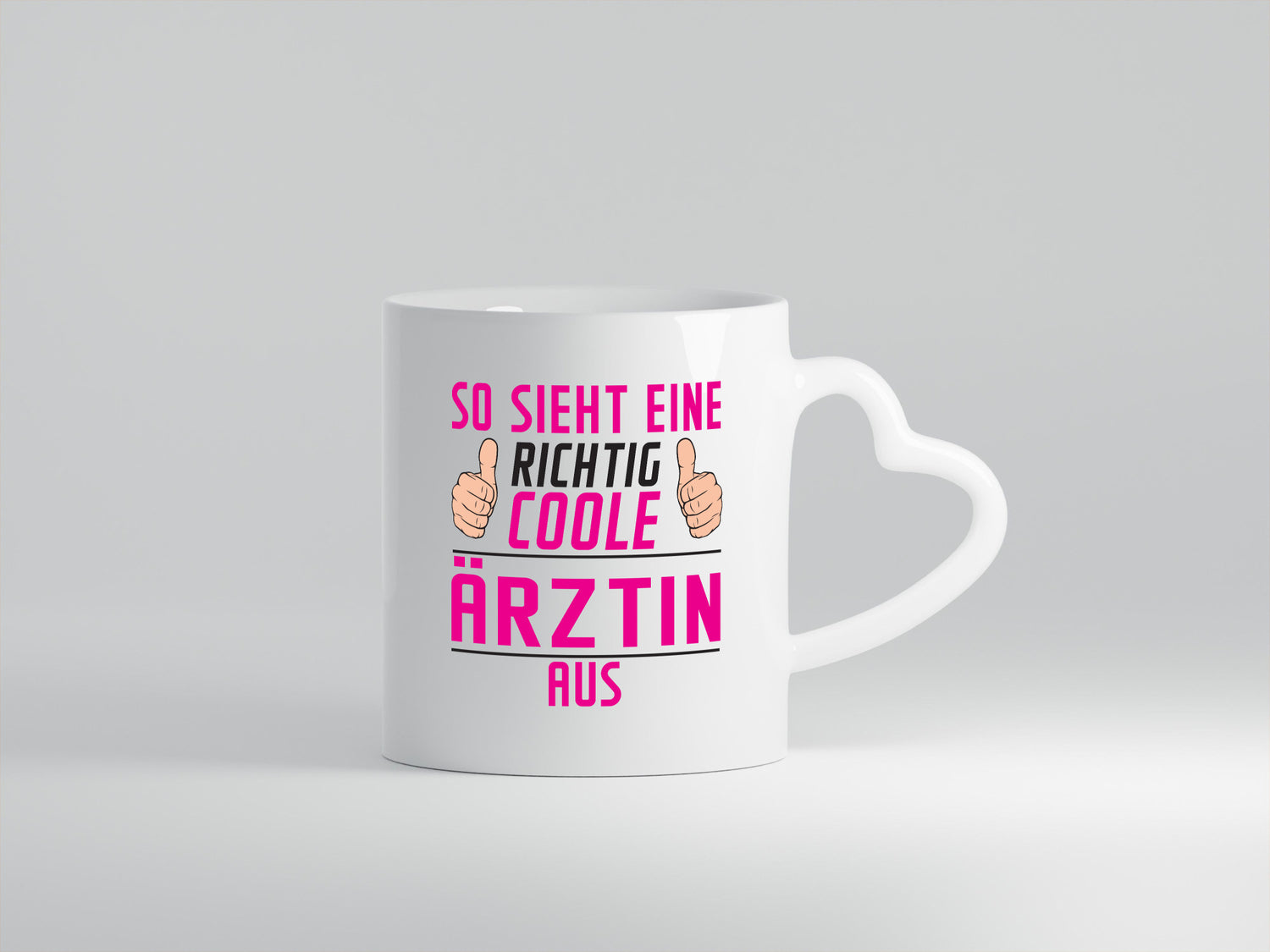 Richtig Coole Ärztin | Medizin Doktorin Fachärztin Geschenkidee Humor Tasse