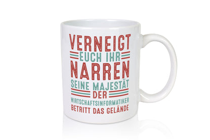 Verneigt euch: Wirtschaftsinformatiker v2 Geschenk Humor Geschenkidee lustiger