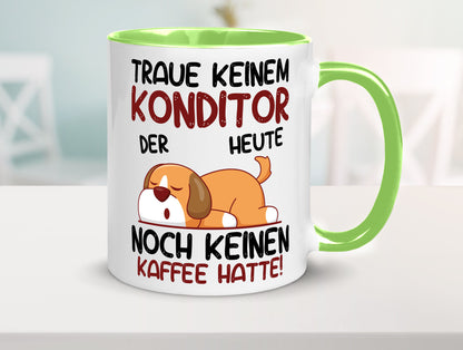 Traue keinem Konditor | Konditorei Humor Geschenkidee Tasse