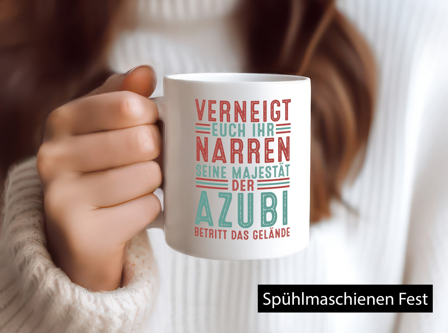 Verneigt euch: Azubi | Ausbildung Lehre Lehrling v2 Geschenkidee Humor Tasse