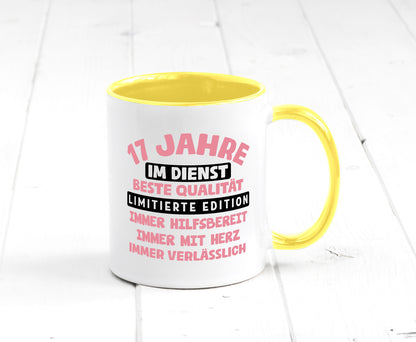 17 Jahre im Dienst | Jubiläum Arbeit v11 Humor Kollegen Büro Geschenkidee Tasse