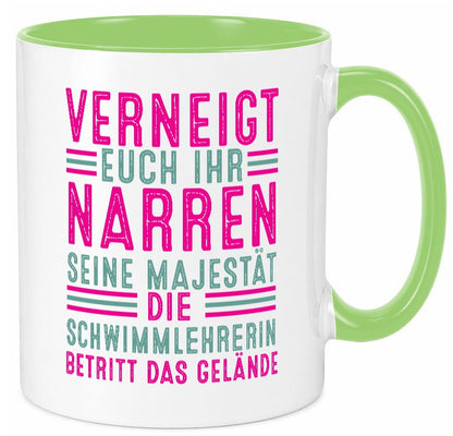 Verneigt euch: Schwimmlehrerin | schwimmen Lehrer Geschenk Humor Geschenkidee Tasse