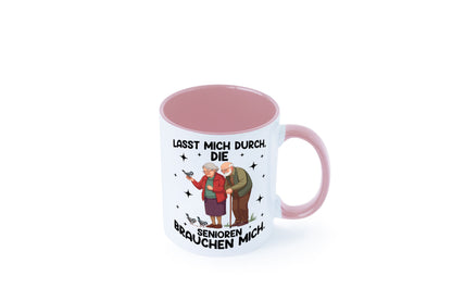 Senioren brauchen mich | Altenpflege Pflegekraft lustiger Spruch Geschenk Humor