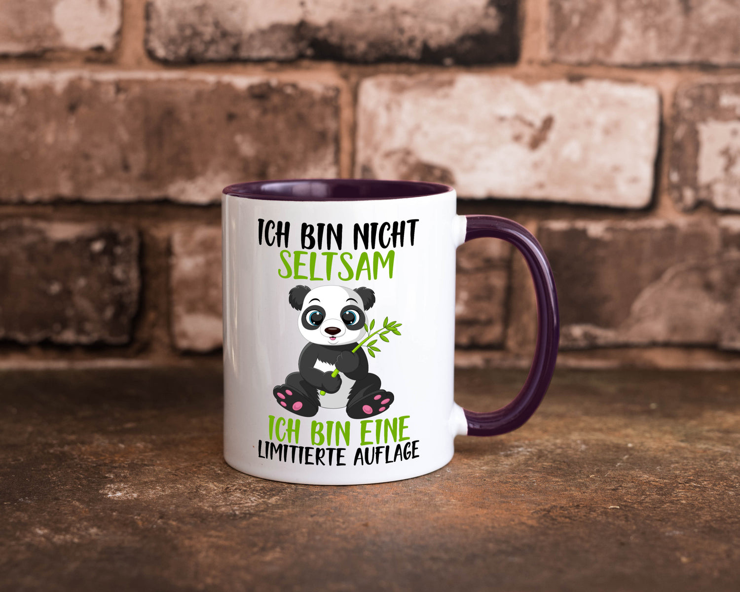 Ich bin nicht seltsam | süßer Pandabär lustiger Spruch Humor Geschenkidee Tasse
