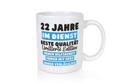 22 Jahre im Dienst | Jubiläum Arbeit v6 Geschenkidee Kollegen Büro Humor Tasse