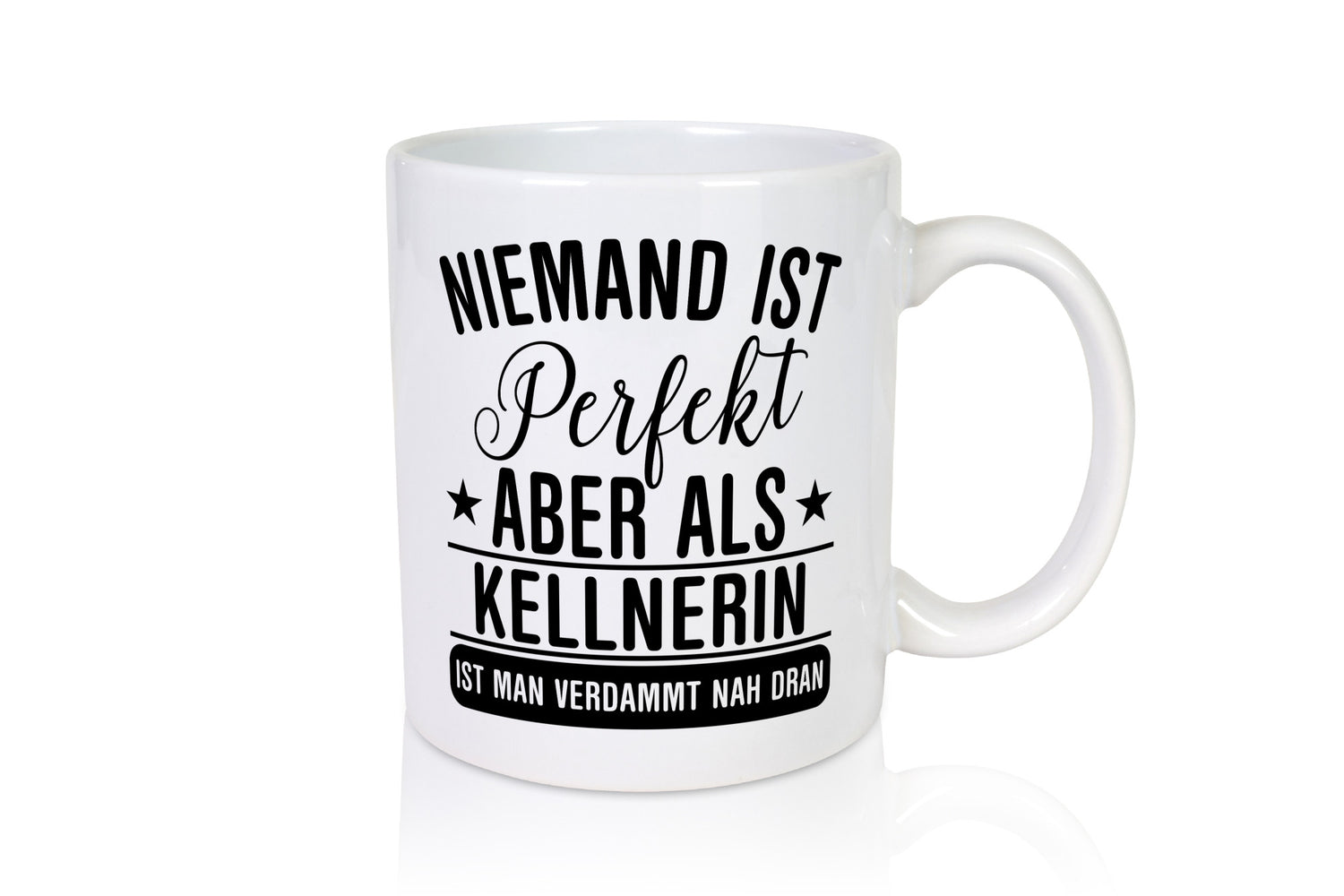 Verdammt nah dran: Kellnerin | Beruf kellnern Bedienung Geschenkidee Arbeit